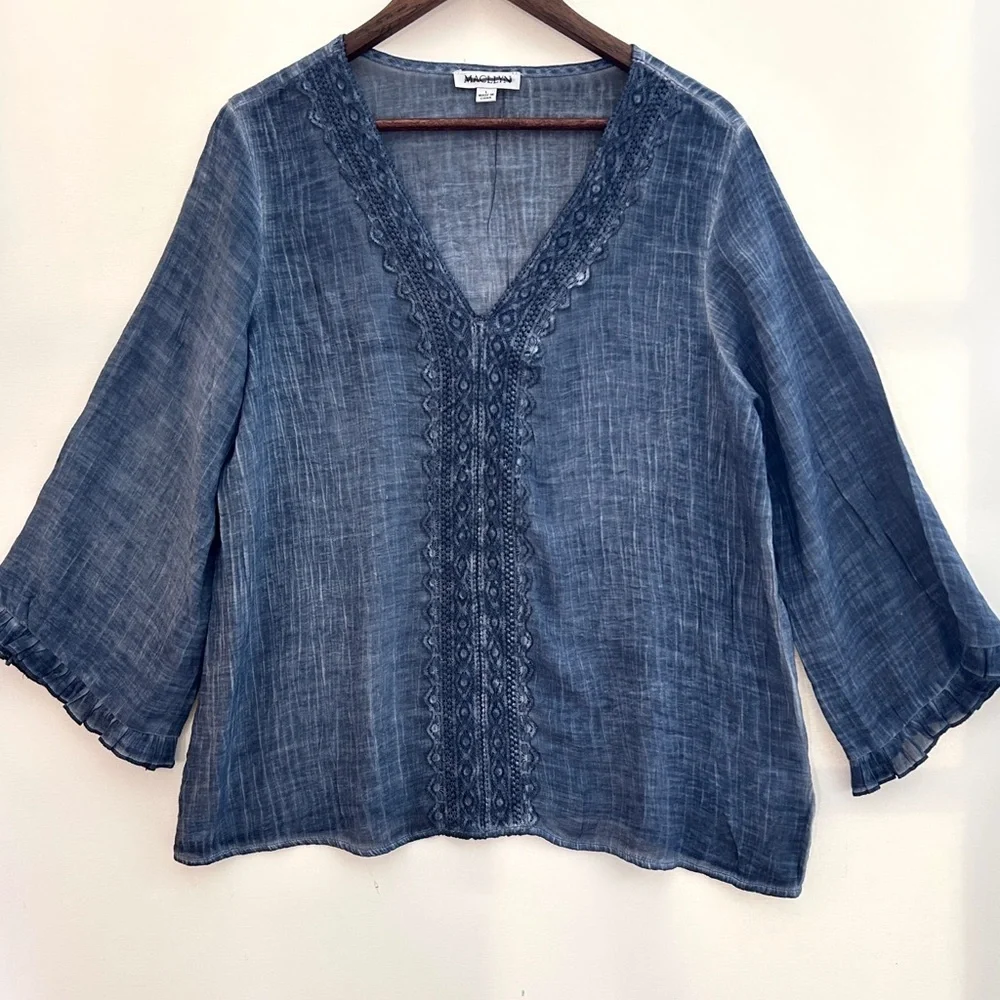 Macllyn Blue Gauze Lace V-Neck Blouse Size L Boho Peasant Top - Picture 3 of 7